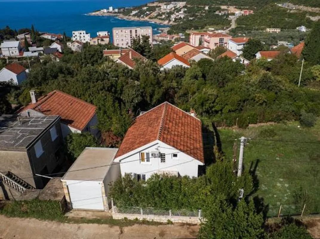 Sale, house, 190m², Utjeha, Ulcinj