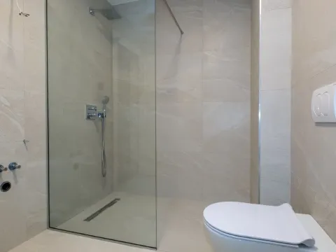 Izdavanje, trosoban stan, 163m², Preko Morače, Podgorica - image 12