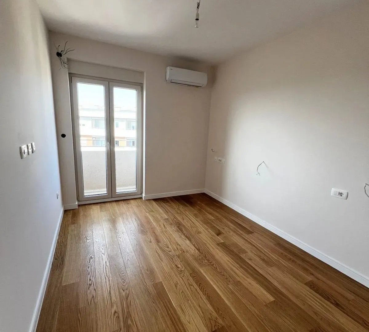 Prodaja, dvosoban stan, 72m², Central Point, Podgorica