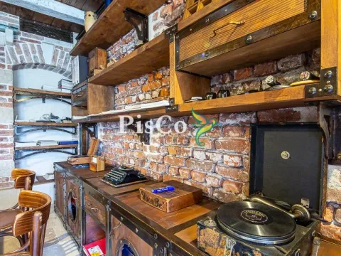 Izdavanje, poslovni prostor, 42m², Centar, Podgorica - image 12