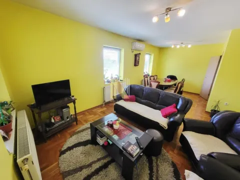 Sale, house, 119m², Rumenka, Novi Sad Sve Podlokacije - image 2