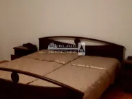 Izdavanje, kuća, 160m², Altina, Beograd - image 17