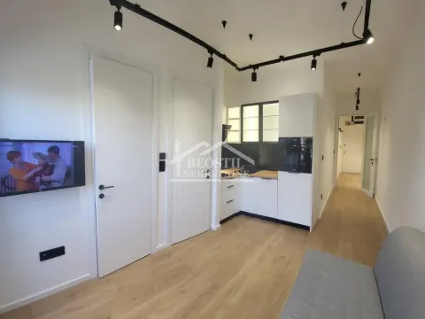 Sale, apartment, 27m², Stari Grad, Beograd