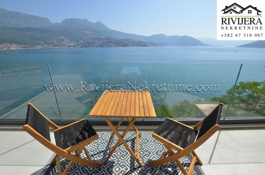 Prodaja, dvosoban stan, 61m², Njivice, Herceg Novi