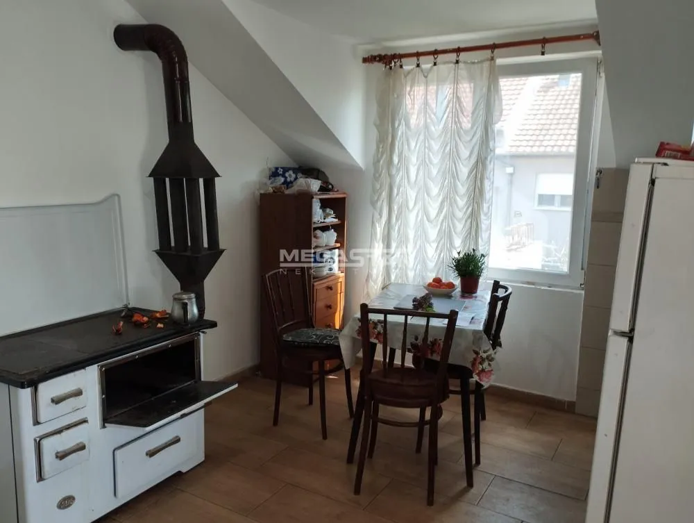 Prodaja, trosoban stan, 73m², Palilula Sve Podlokacije, Beograd
