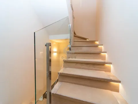 Prodaja, kuća, 145m², Zagorič, Podgorica - image 17