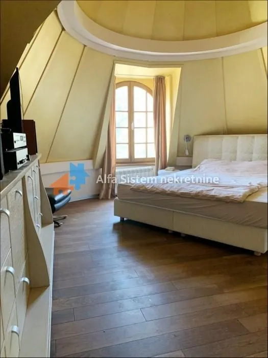 Izdavanje, stan, 200m², Savski Venac, Beograd