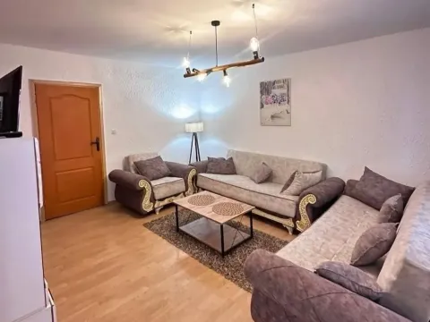 Rent, two bedroom apartment, 100m², Tološi, Podgorica - image 3