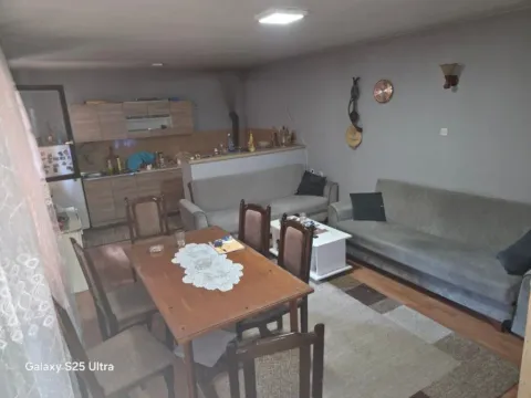 Sale, house, 250m², Radničko naselje, Leskovac - image 2