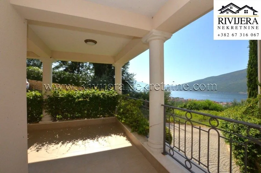 Prodaja, trosoban stan, 165m², Đenovići, Herceg Novi