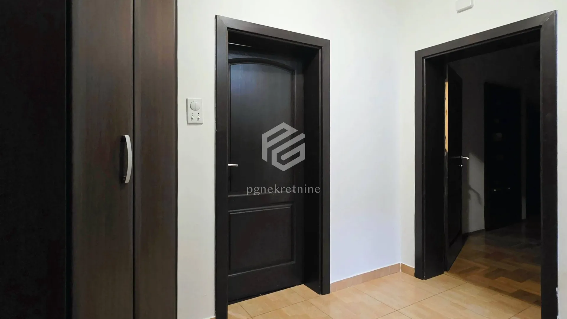 Rent, two bedroom apartment, 115m², Tološi, Podgorica