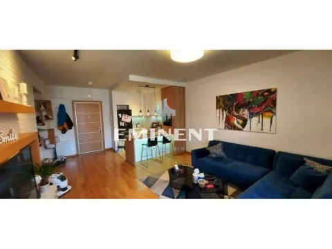 Rent, apartment, 75m², Voždovac Sve Podlokacije, Beograd