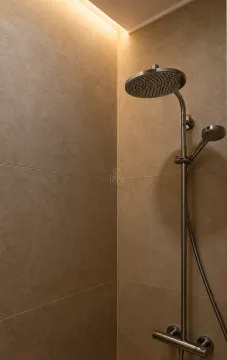 Modern shower system with ceramic wall tiles. - image 11