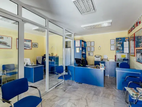 Prodaja, kuća, 198m², Herceg Novi, Crna Gora - image 6