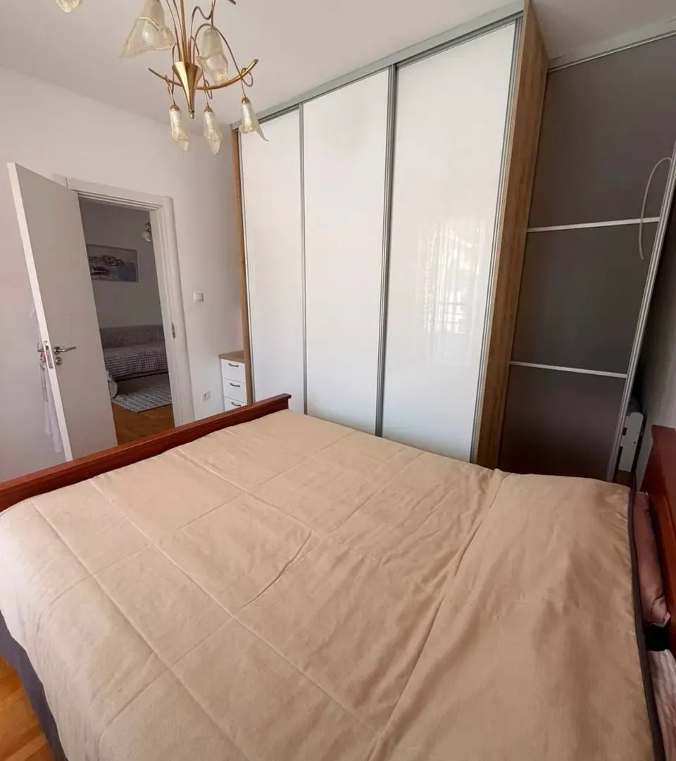 Rent, two bedroom apartment, 70m², Babilonija, Budva