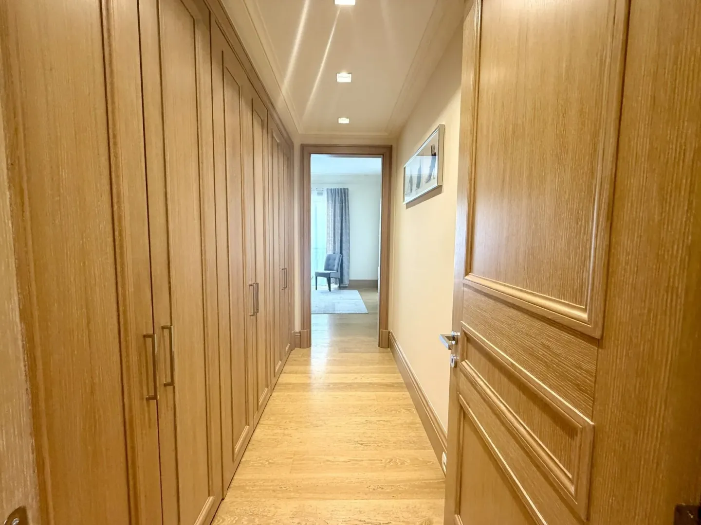 Izdavanje, dvosoban stan, 106m², Porto Montenegro, Tivat