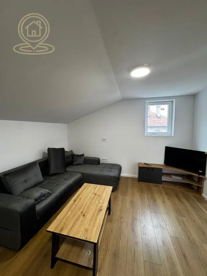 Rent, three bedroom apartment, 55m², Voždovac Sve Podlokacije, Beograd