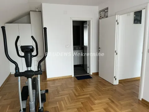 Prodaja, trosoban stan, 137m², Galenika, Beograd - image 13