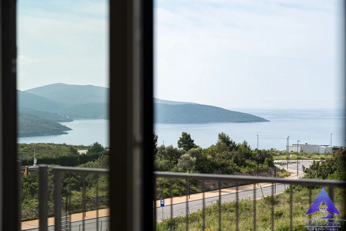 Prodaja, dvosoban stan, 94m², Luštica, Tivat