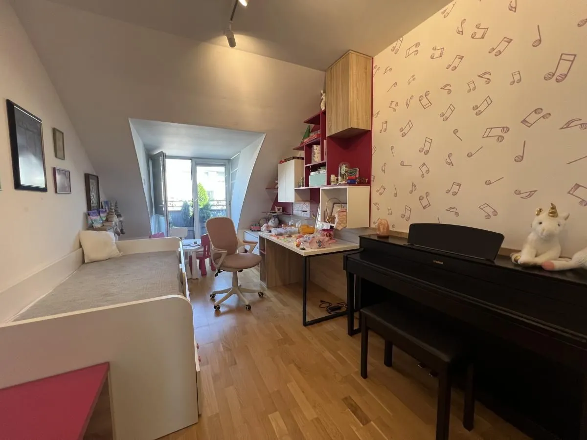 Prodaja, stan, 111m², Sajam, Novi Sad Sve Podlokacije