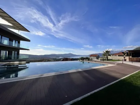 Prodaja, stan, 36m², Kotor, Crna Gora