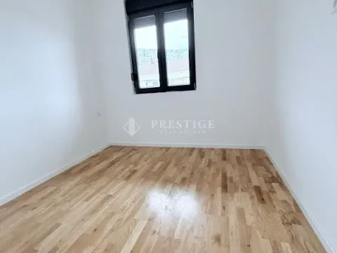 Prodaja, jednosoban stan, 45m², Tološi, Podgorica - image 4