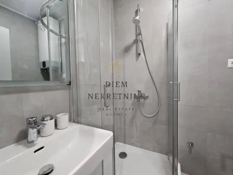 Rent, one bedroom apartment, 40m², Šušanj, Bar - image 8