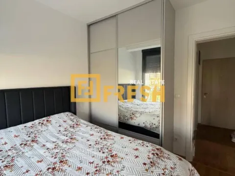 Izdavanje, jednosoban stan, 35m², City Kvart, Podgorica - image 5