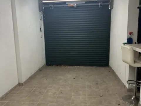 Sale, two bedroom apartment, 75m², Dobrota, Kotor - image 14