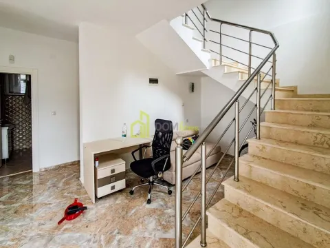 Prodaja, kuća, 130m², Bar, Crna Gora - image 19