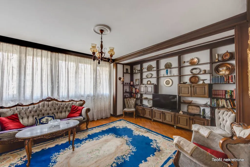 Sale, four bedroom apartment, 97m², Stari Grad, Beograd