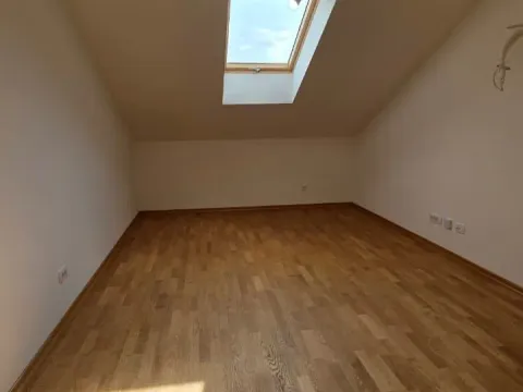 Prodaja, jednosoban stan, 40m², Stari Aerodrom, Podgorica - image 5