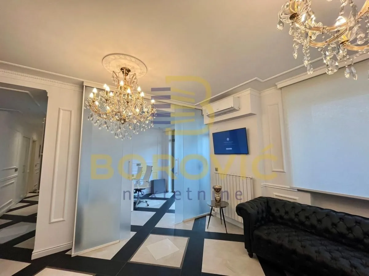 Prodaja, četvorosoban stan, 118m², Savski Venac, Beograd
