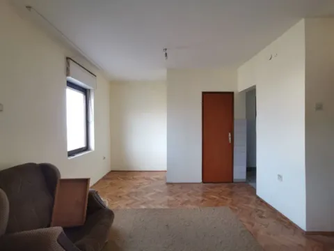 Prodaja, kuća, 440m², Kragujevac, Srbija - image 8