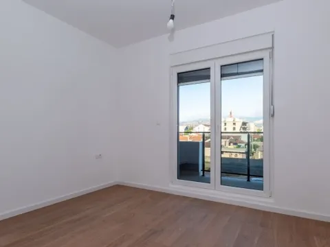 Prodaja, jednosoban stan, 46m², Podgorica, Crna Gora - image 1