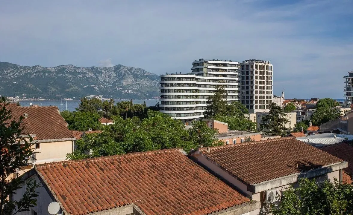 Prodaja, jednosoban stan, 44m², Centar, Budva