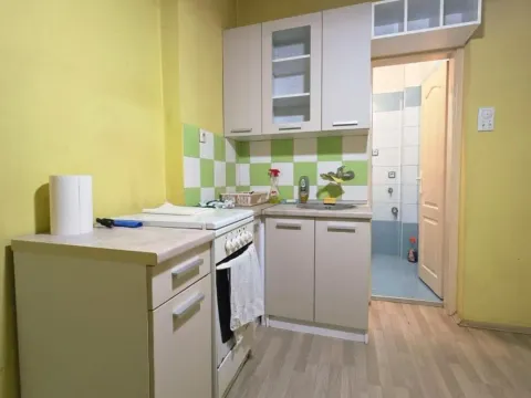 Stan in Zemun Sve Podlokacije