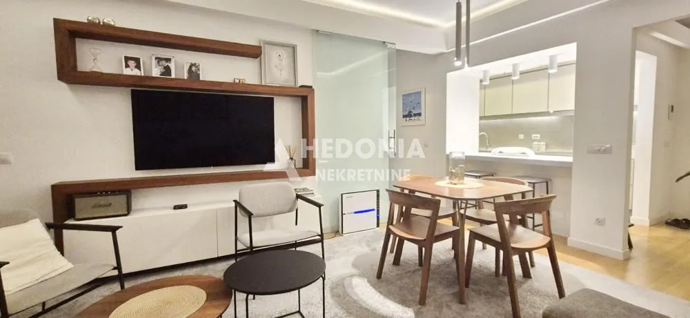 Prodaja, trosoban stan, 83m², Novi Beograd Blok 65, Novi Beograd Sve Podlokacije