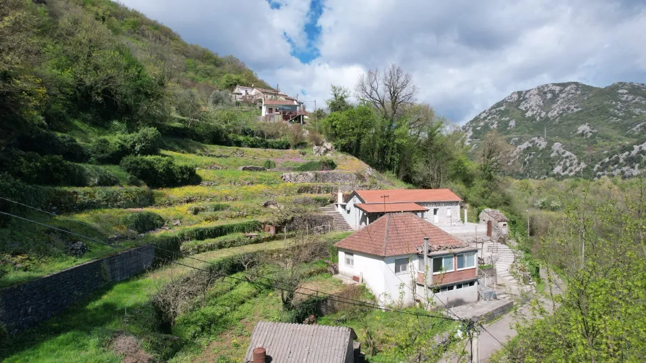 Sale, house, 150m², Virpazar, Bar