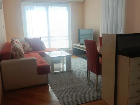 Izdavanje, jednosoban stan, 48m², Baošići, Herceg Novi - image 5