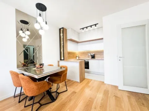 Prodaja, dvosoban stan, 70m², Central Point, Podgorica - image 8