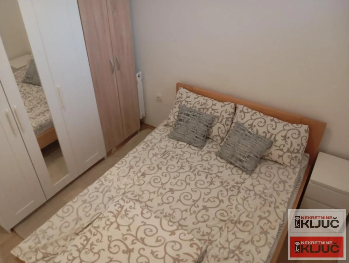 Izdavanje, jednosoban stan, 38m², Centar, Novi Sad