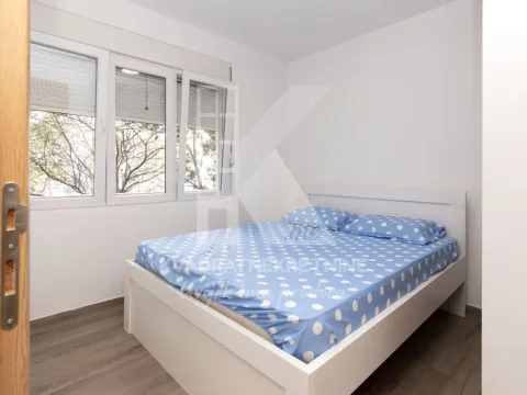 Rent, two bedroom apartment, 68m², Gintaš, Podgorica - image 6