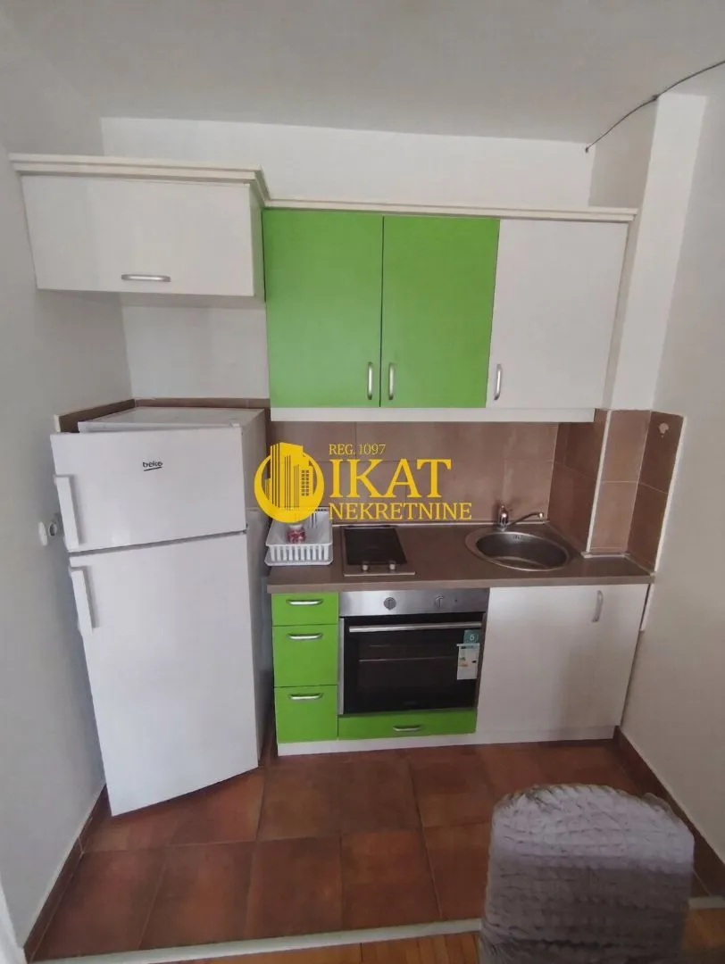 Prodaja, dvosoban stan, 42m², Leštane, Grocka