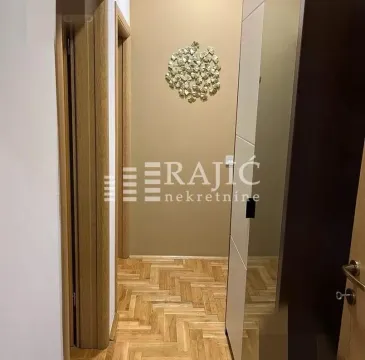 Rent, three bedroom apartment, 52m², Zvezdara Sve Podlokacije, Beograd - image 7