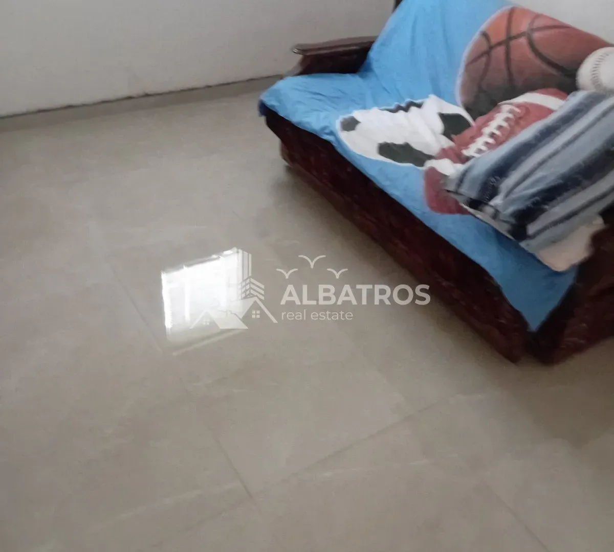 Rent, three bedroom apartment, 90m², Sutomore, Bar