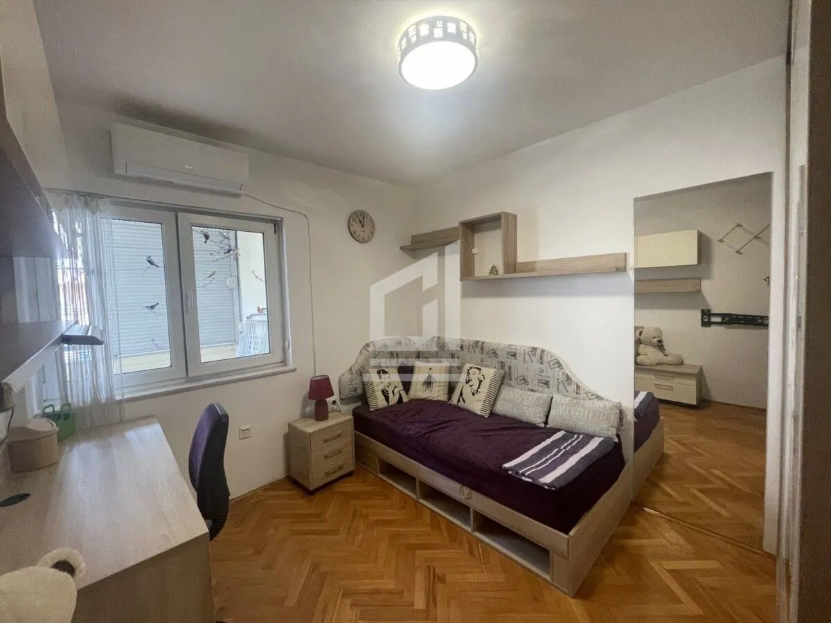 Rent, two bedroom apartment, 85m², Centar, Podgorica