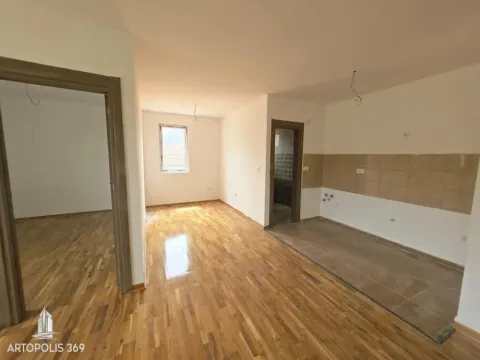 Izdavanje, jednosoban stan, 45m², Kaludjerica, Grocka - image 4