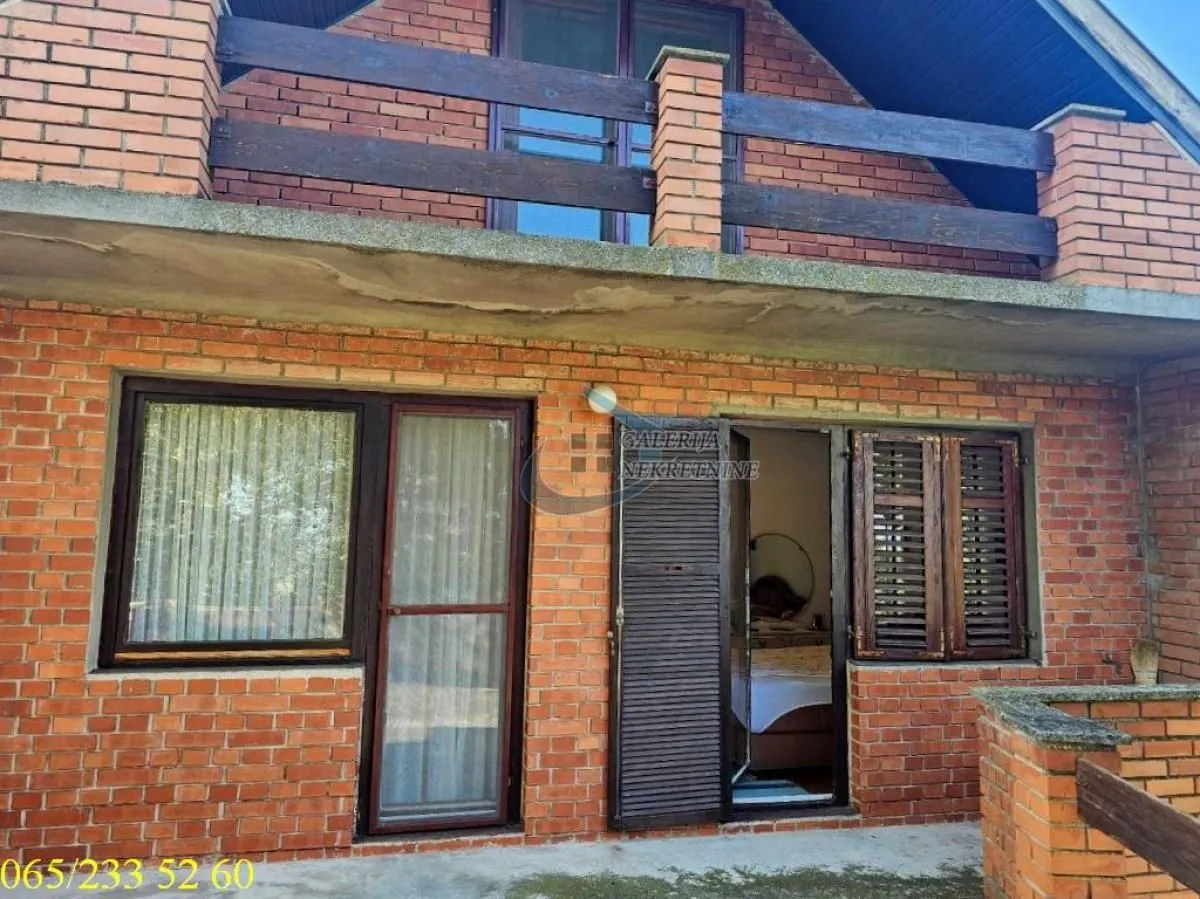 Prodaja, kuća, 192m², Stari Slankamen, Inđija