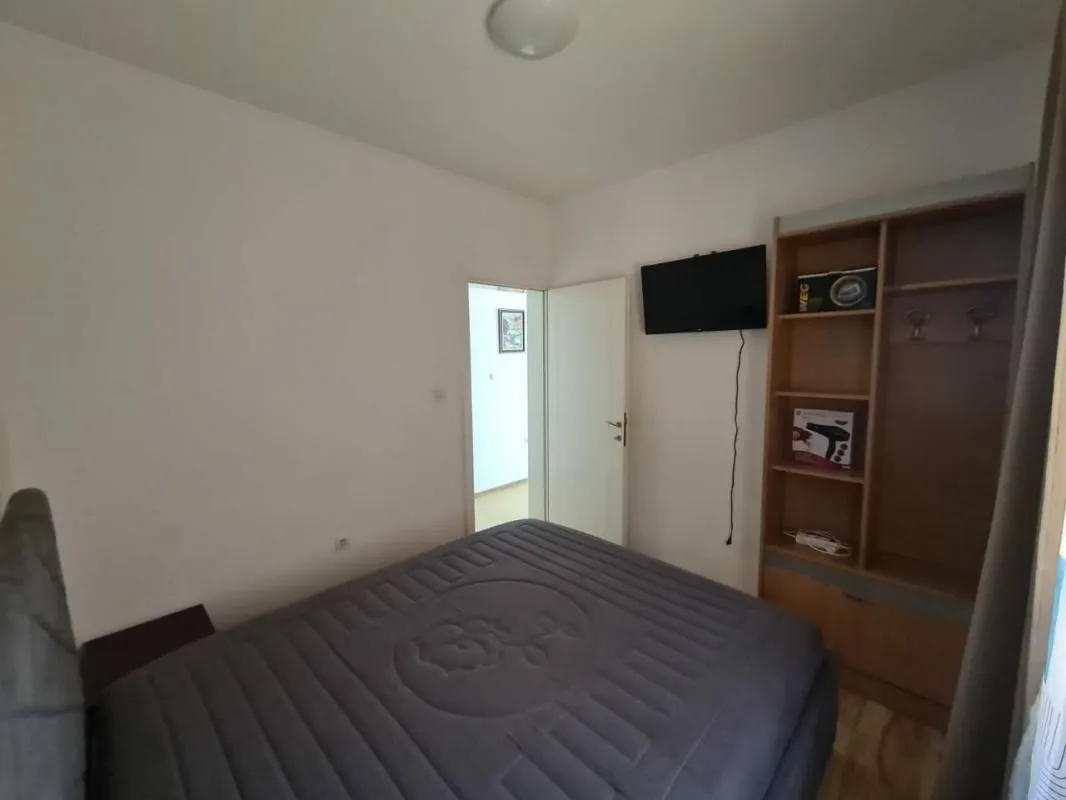 Rent, one bedroom apartment, 45m², Sutomore, Bar